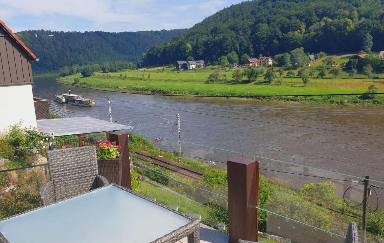 Saechsische-Schweiz-Ferienhaus-Wohnung-2-Mit-Hervorragendem-Panoramablick-Ueber-Das-Elbtal 쾨닉슈타인 안 데어 엘베 외부 사진